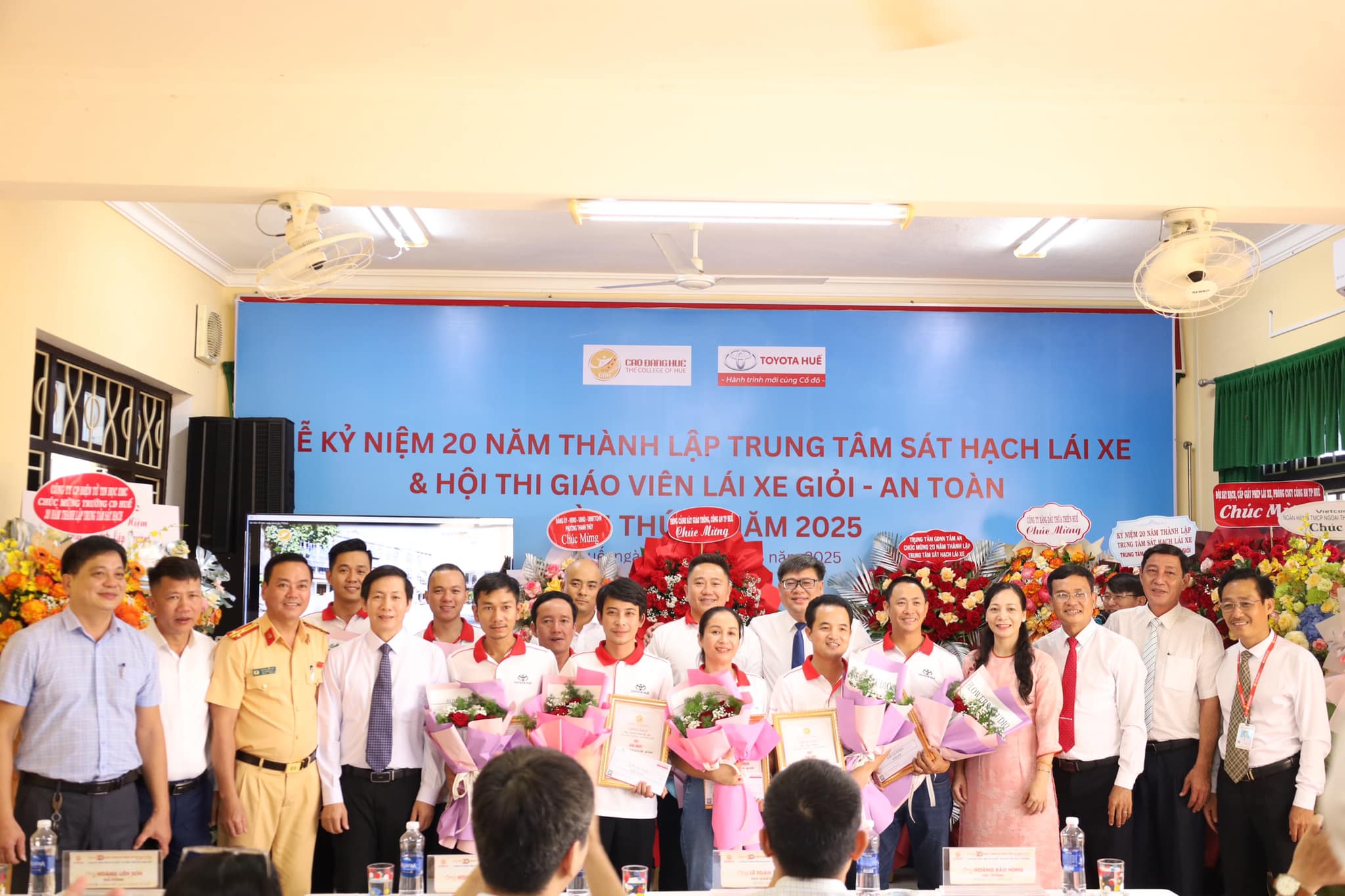 Lễ kỷ niệm 20 năm thành lập Trung tâm Sát hạch lái xeTrường Cao đẳng Huế, Kỷ niệm 20 năm, Đào tạo lái xe, Huế